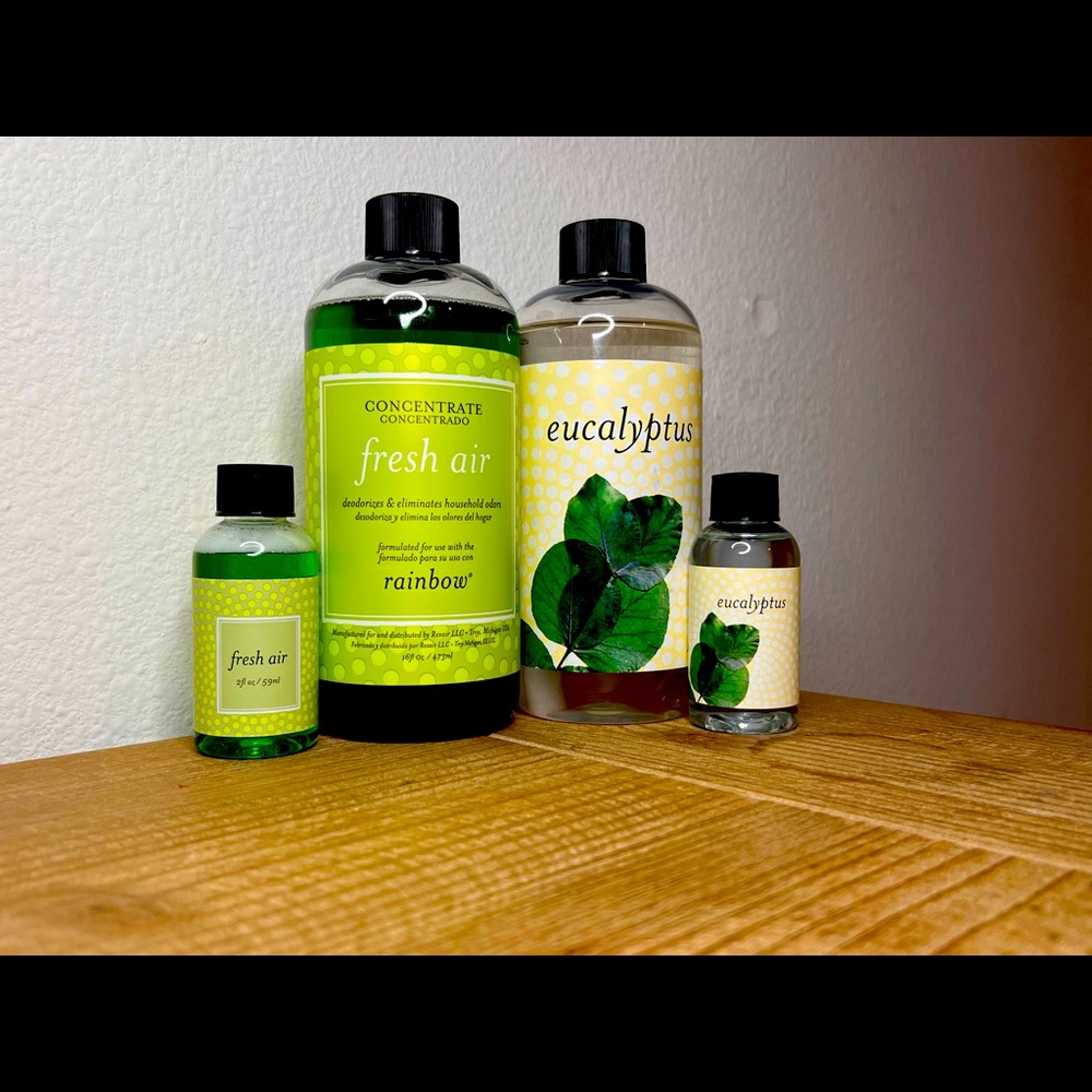 - Fresh Air sanitizer for air purifying and Eucalyptus fragrances.